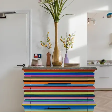 The Monument Отель